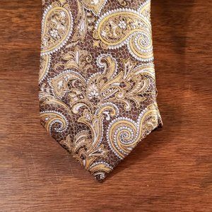 Brioni 100% Silk Brown Paisley Tie